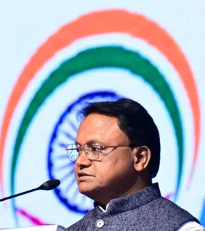 ମହିଳା ସରକାରୀ କର୍ମଚାରୀଙ୍କ ମାତୃତ୍ୱଛୁଟି: ଦୂରହେଲା ଦ୍ୱନ୍ଦ୍ୱ, ମାତୃତ୍ୱ ଛୁଟି ସମସ୍ୟା ଦୂରହେଲା