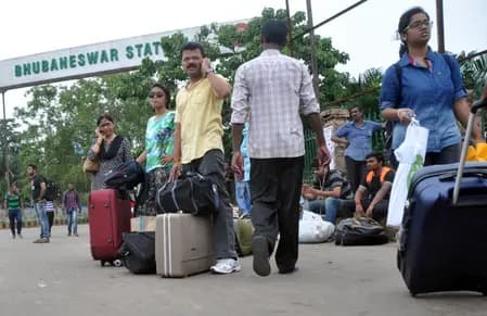 Double whammy: Bharat Bandh by TUs, drivers’ strike hits normal life in Odisha