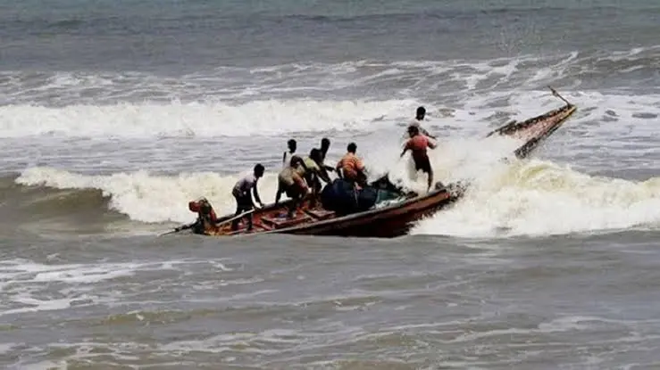 Fisherman Missing After Boat Capsizes Off Podampeta Coast in Ganjam