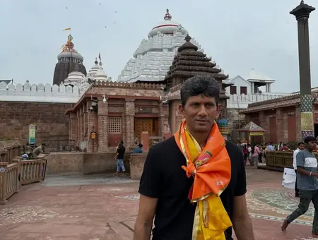 Venkatesh Prasad Visits Jagannath Temple in Puri, Donates Rs 30 lakhs