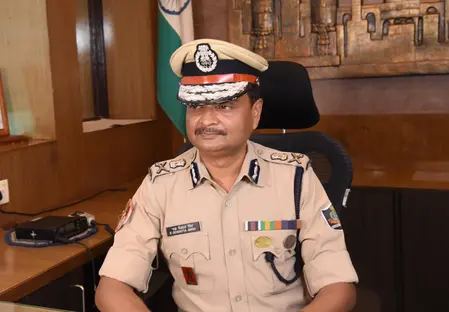 Cuttack violence: Police enforce curfew in sensitive areas