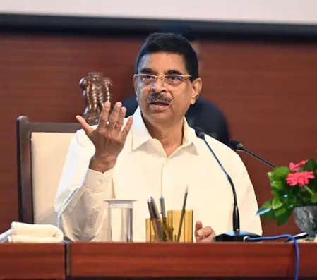 Media must raise awareness about govt schemes: Odisha Guv