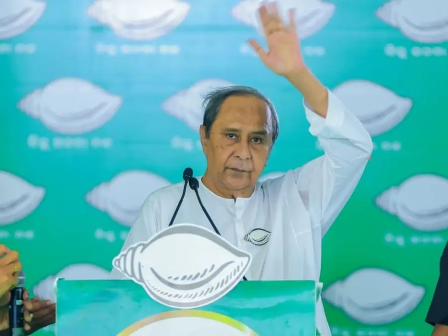 Naveen Returns to Odisha from Delhi