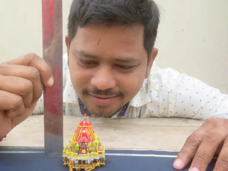 Berhampur Man Creates Smallest Ratha; Aims to Make it Into Record Books