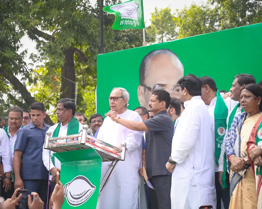 ଦରବୃଦ୍ଧି ନେଇ ଗର୍ଜିଲା ବିଜେଡି: ଓଡିଆଙ୍କ ପ୍ରତିବାଦ ହିଁ ସରକାରର ମୁଖା ଖୋଲିବ: ନବୀନ