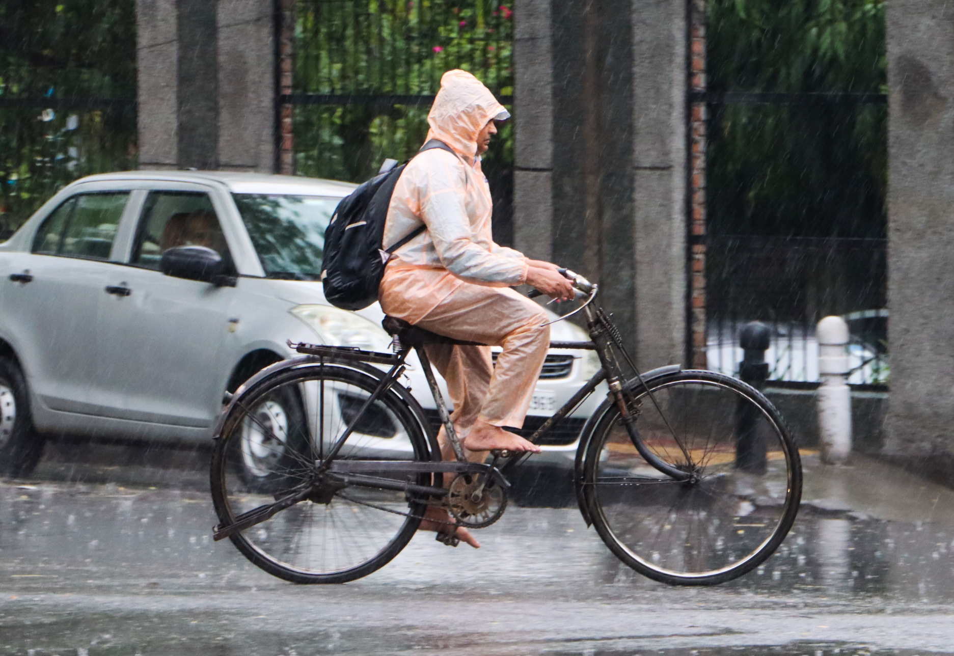 Delhi experiences cleanest air day of the year amidst continuous rain