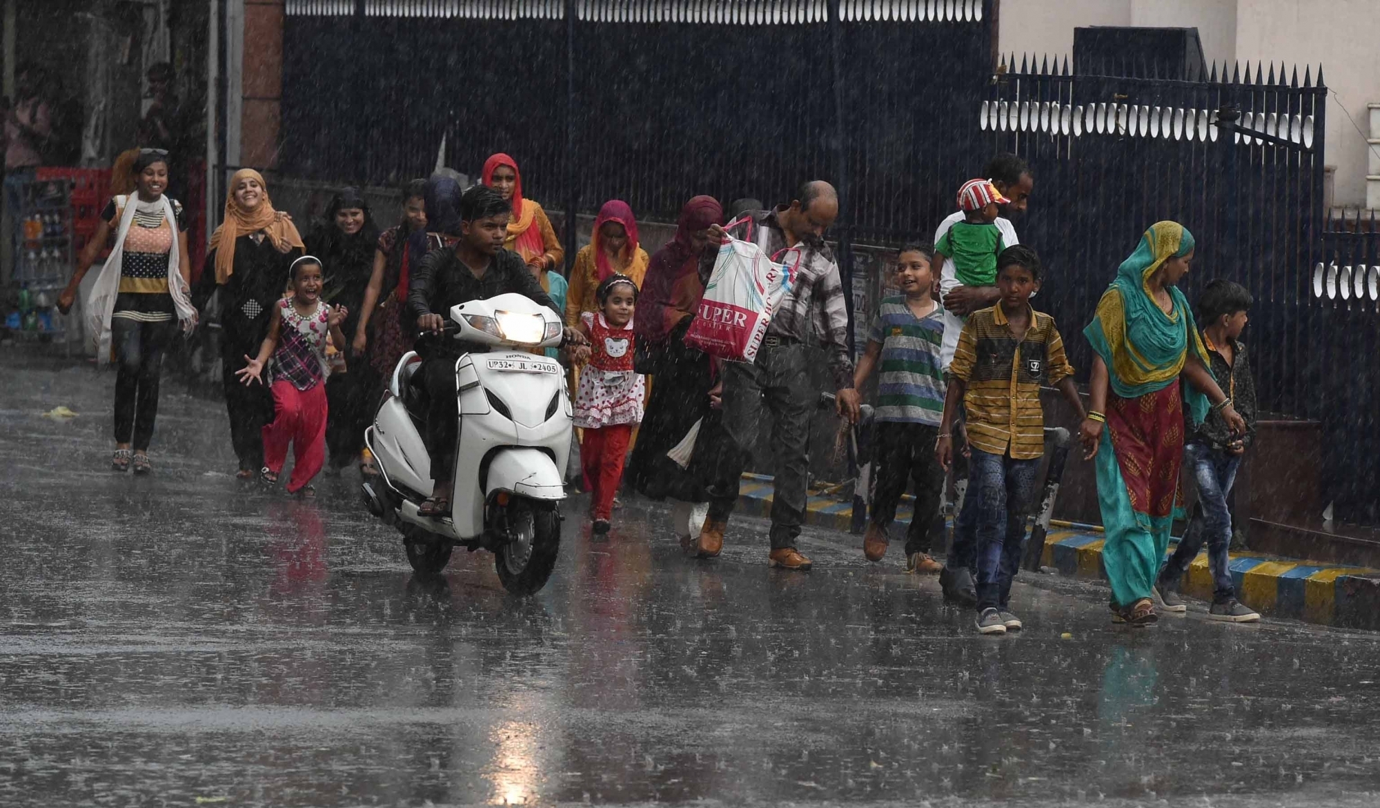 Schools closed in Lucknow due to heavy rain
