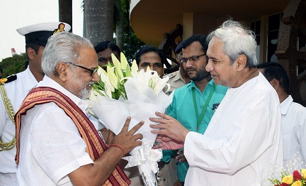 CM Meets Governor Prof. Ganeshi Lal