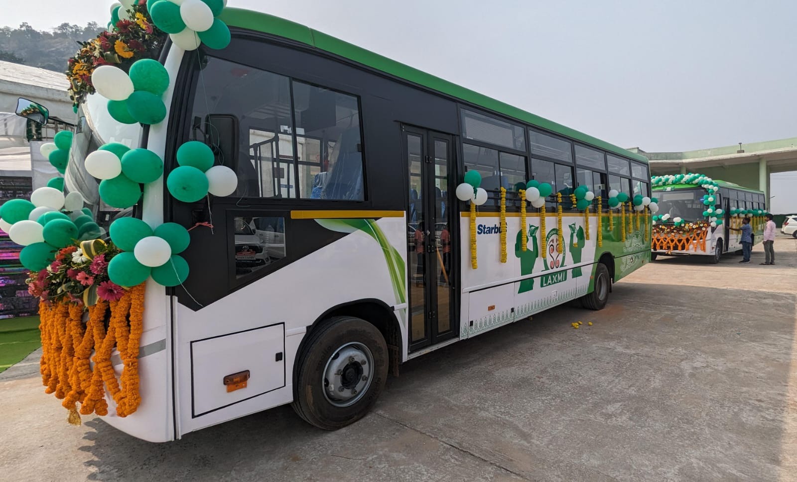 CM Launches LAccMI Bus Service in 5 More Districts
