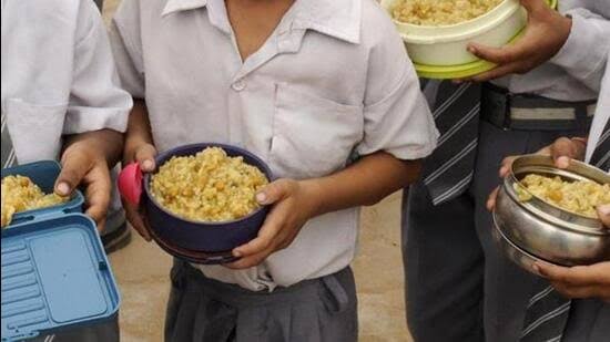 Balasore: Six Students Fall Sick after Eating Mid-Day Meal&nbsp;